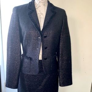 Vintage skirt suit by Noviello-bloom.